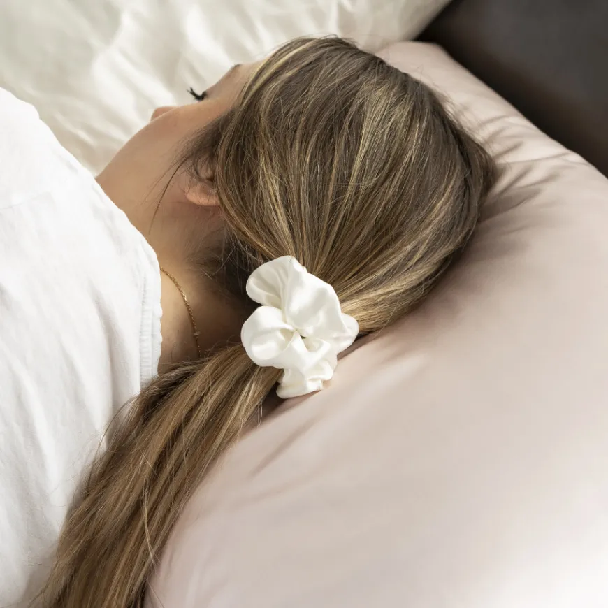 Coffrets Cadeaux|Capsule Soienew|Carré Blanc Chouchou soie de mûrier Beauté ivoire