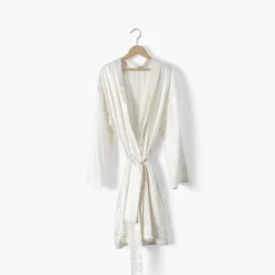 Coffrets Cadeaux|Capsule Soienew|Carré Blanc Déshabillé kimono en soie de mûrier Beauté ivoire