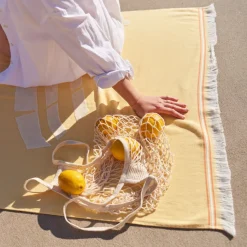 La Plage|Carré Blanc Fouta coton Laplaya jaune