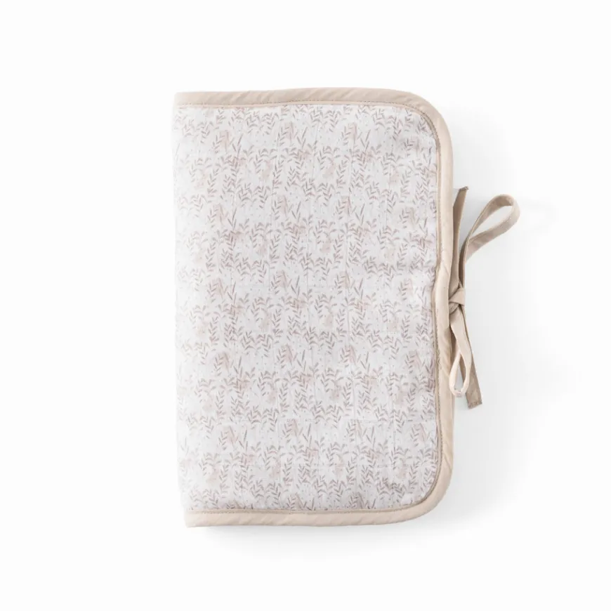 Accessoires|Nouveautés Bébénew|Carré Blanc Protège carnet de santé Merveille écru